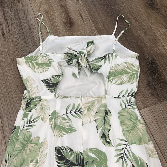 Dynamite Dress - Picture 2 of 2